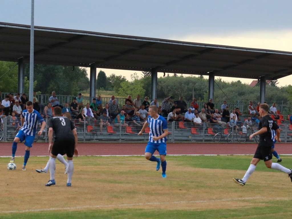 IV liga: Porażka Unii, wysokie zwycięstwo Kryształu