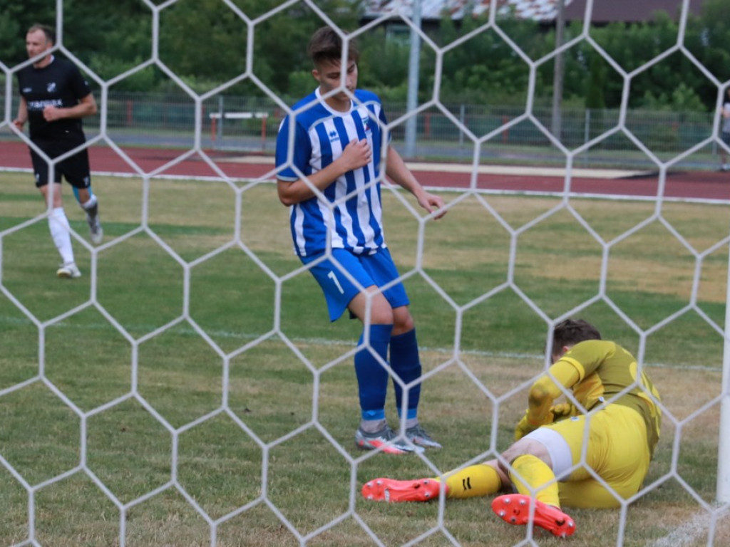 IV liga: Porażka Unii, wysokie zwycięstwo Kryształu
