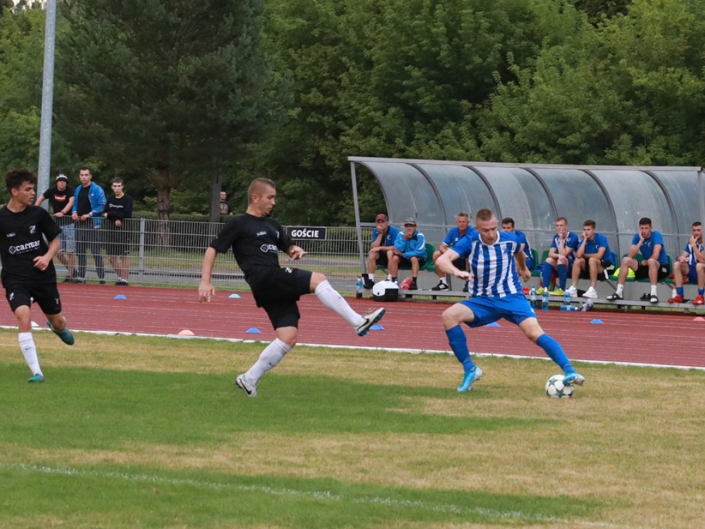 IV liga: Porażka Unii, wysokie zwycięstwo Kryształu