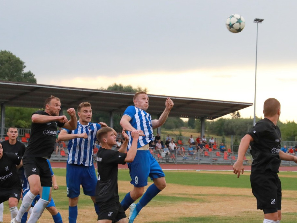 IV liga: Porażka Unii, wysokie zwycięstwo Kryształu