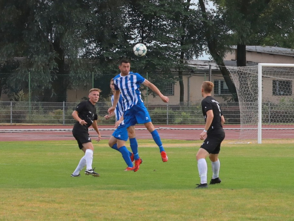 IV liga: Porażka Unii, wysokie zwycięstwo Kryształu