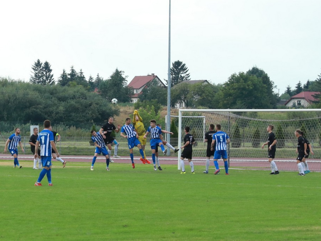 IV liga: Porażka Unii, wysokie zwycięstwo Kryształu