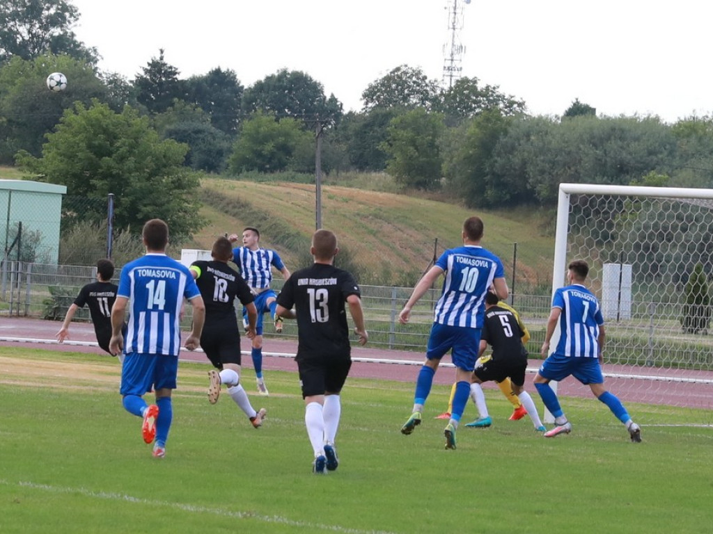 IV liga: Porażka Unii, wysokie zwycięstwo Kryształu