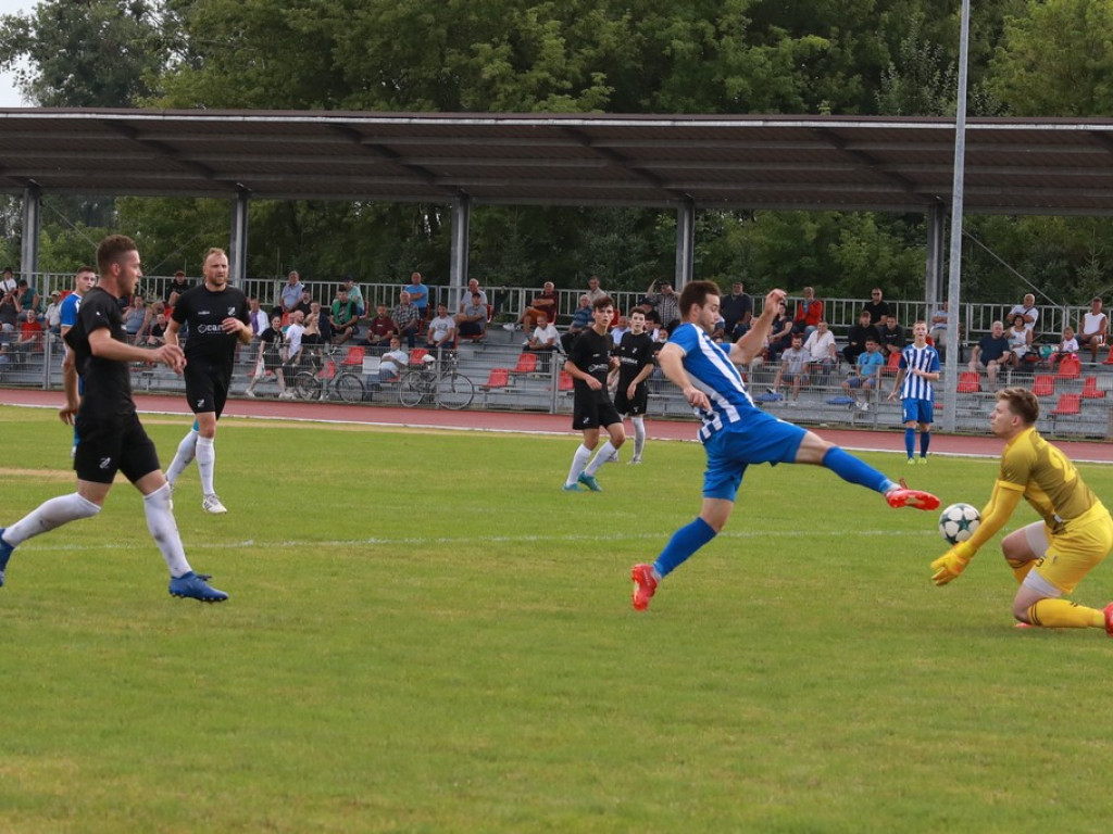 IV liga: Porażka Unii, wysokie zwycięstwo Kryształu