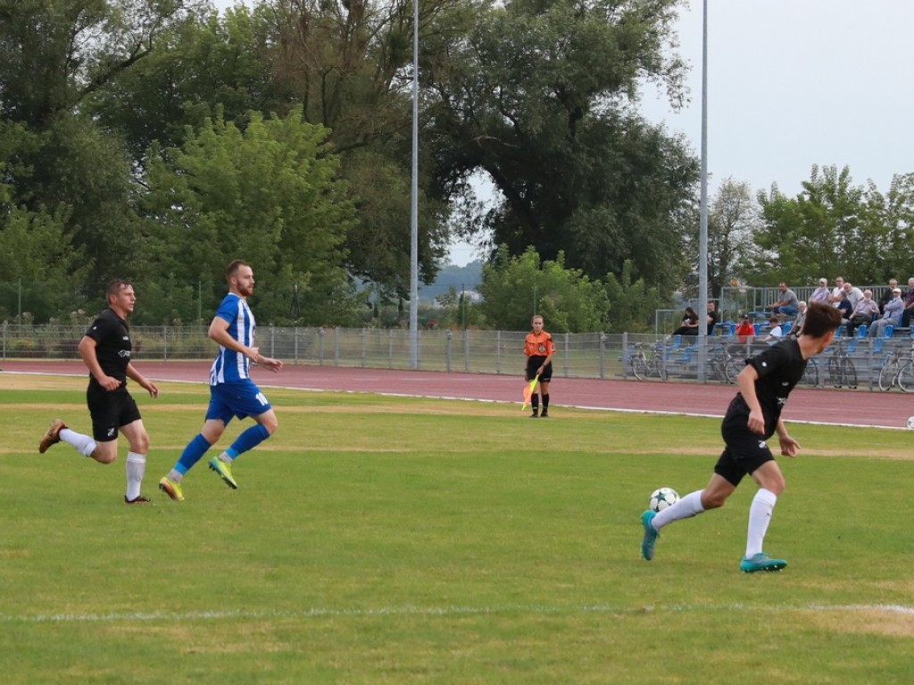 IV liga: Porażka Unii, wysokie zwycięstwo Kryształu