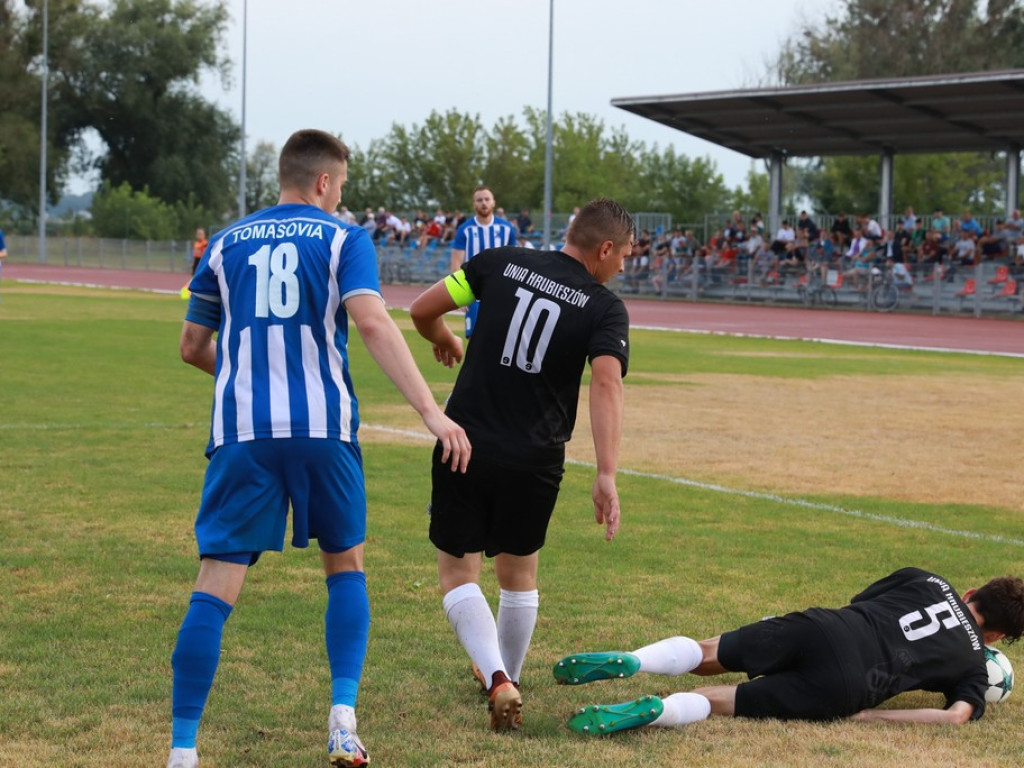 IV liga: Porażka Unii, wysokie zwycięstwo Kryształu
