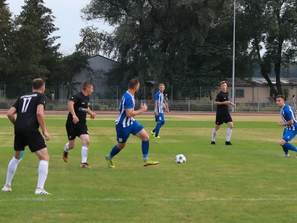 IV liga: Porażka Unii, wysokie zwycięstwo Kryształu