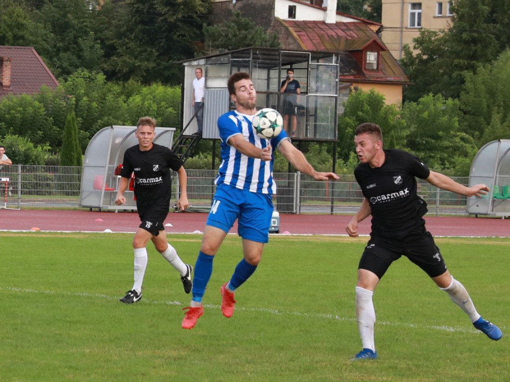 IV liga: Porażka Unii, wysokie zwycięstwo Kryształu
