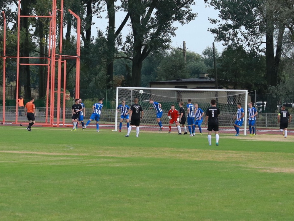 IV liga: Porażka Unii, wysokie zwycięstwo Kryształu