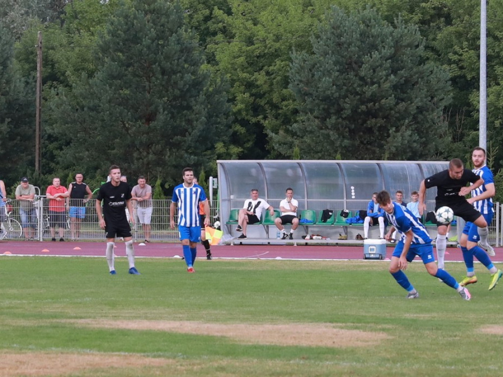 IV liga: Porażka Unii, wysokie zwycięstwo Kryształu