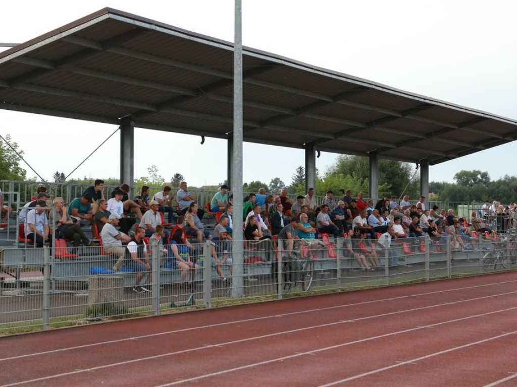 IV liga: Porażka Unii, wysokie zwycięstwo Kryształu