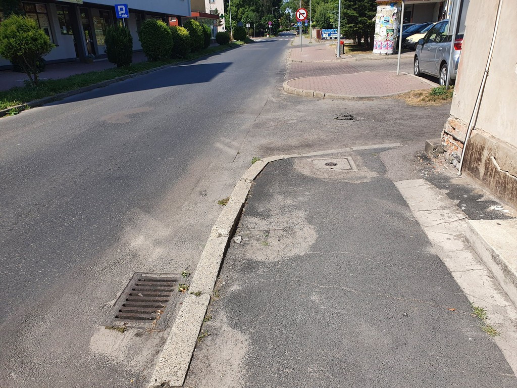 Tu będą nowe chodniki - ulica Narutowicza
