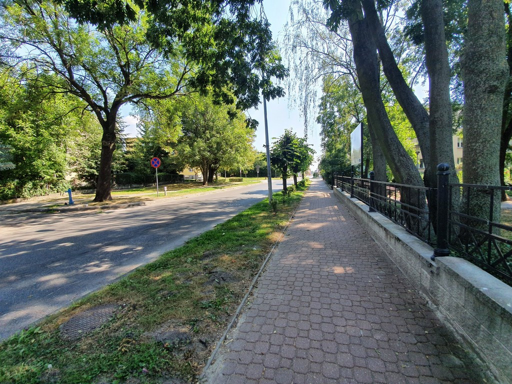 Tu będą nowe chodniki - ulica Narutowicza