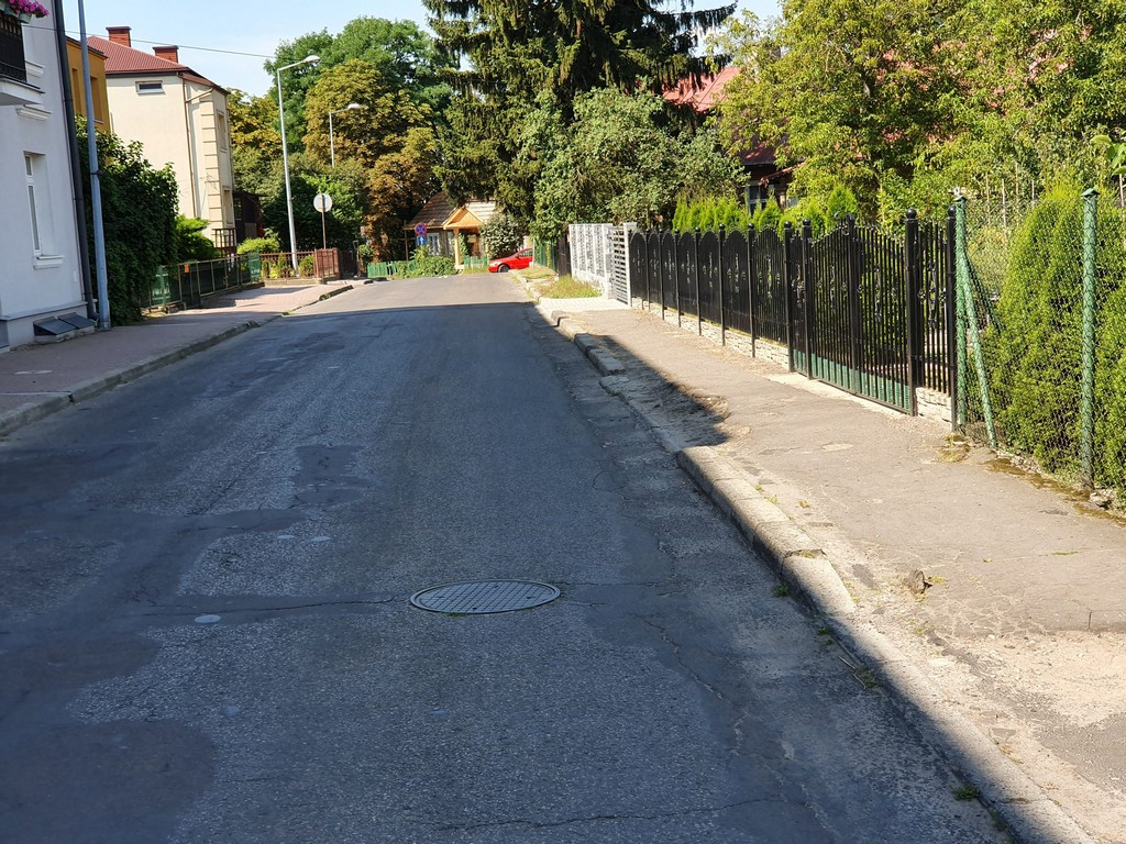Tu będą nowe chodniki - ulica Narutowicza