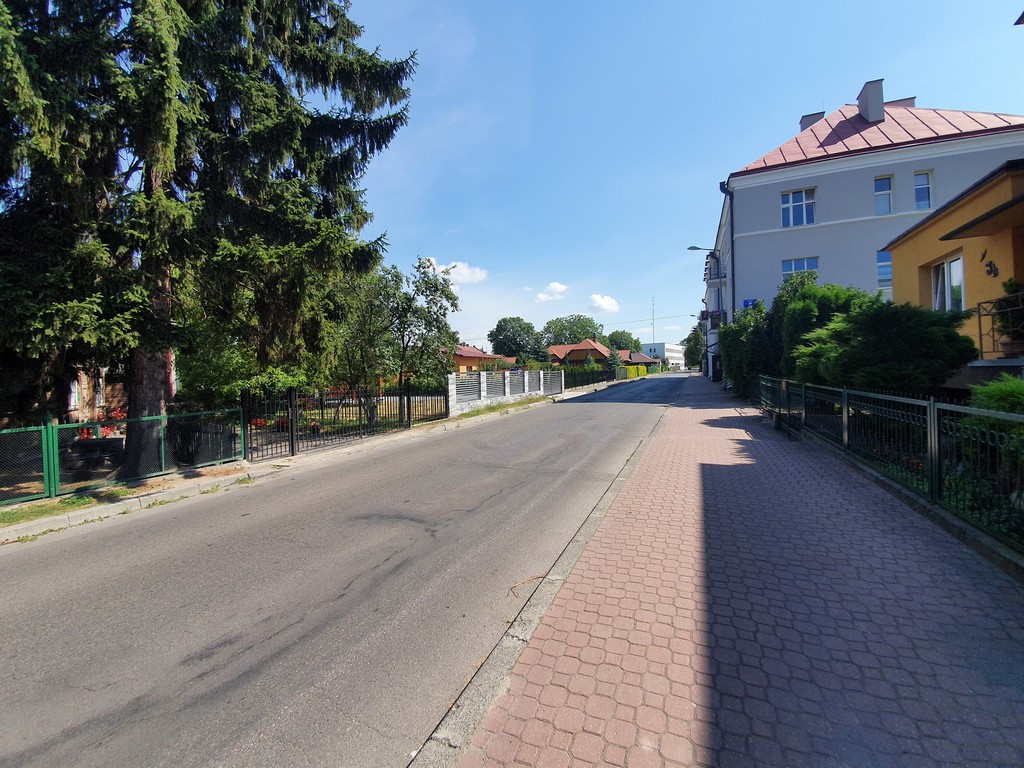 Tu będą nowe chodniki - ulica Narutowicza