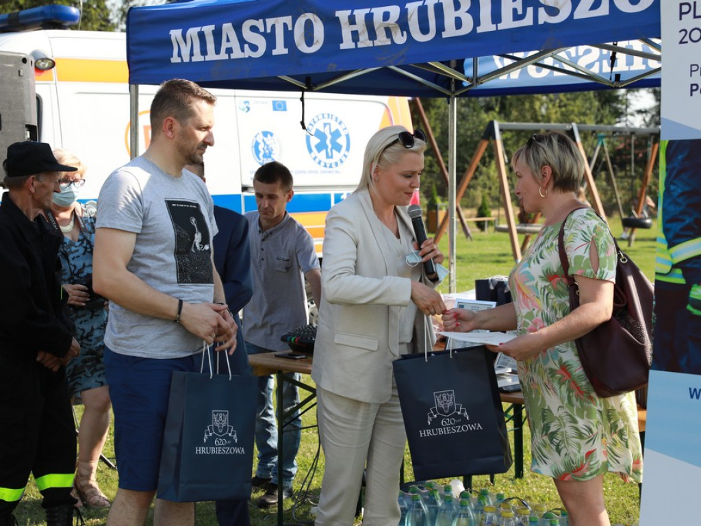 Hrubieszów: Ćwiczenia terenowe w zakresie ratownictwa drogowego i udzielania pierwszej pomocy przedmedycznej