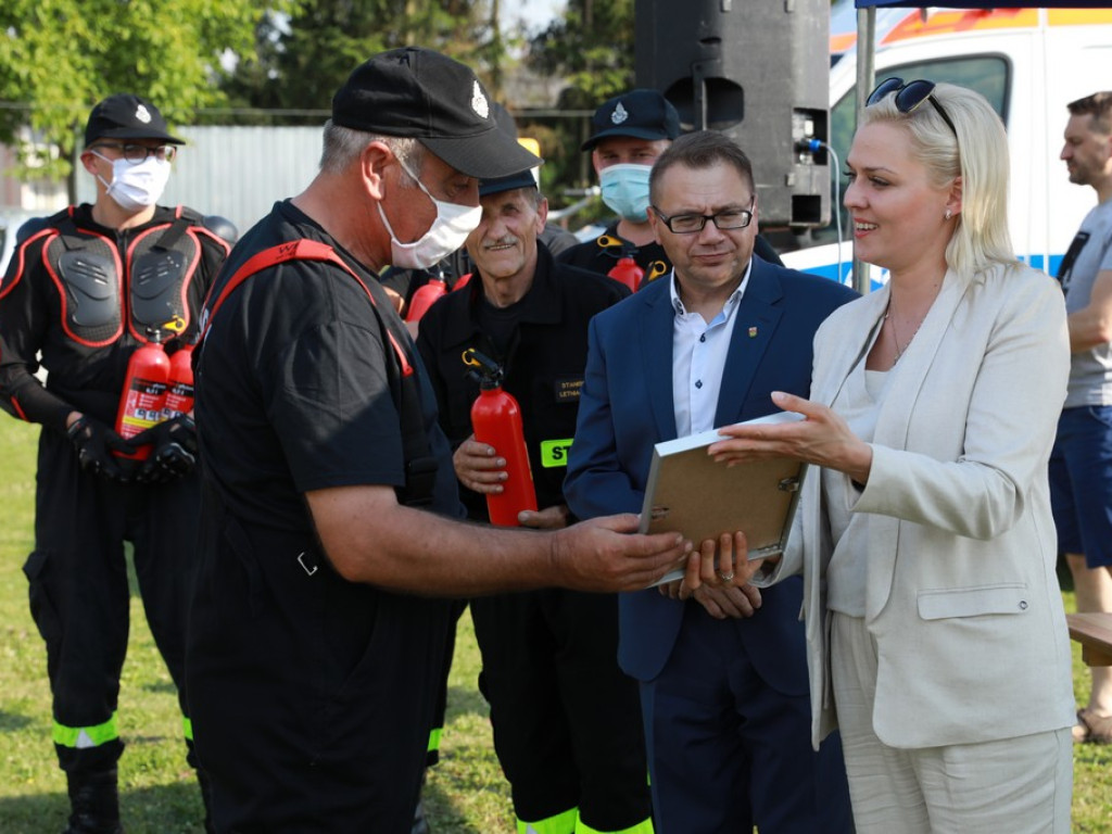 Hrubieszów: Ćwiczenia terenowe w zakresie ratownictwa drogowego i udzielania pierwszej pomocy przedmedycznej