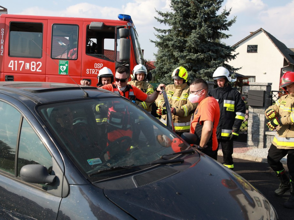 Hrubieszów: Ćwiczenia terenowe w zakresie ratownictwa drogowego i udzielania pierwszej pomocy przedmedycznej