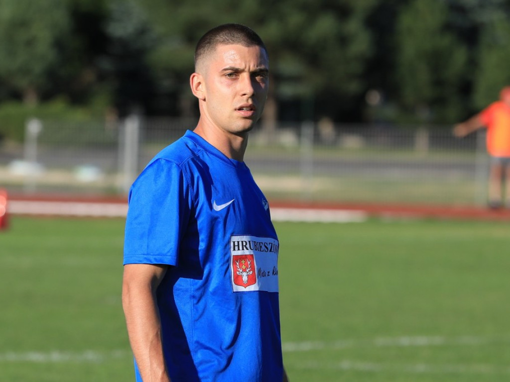 IV liga: Unia wreszcie wygrała, Kryształ zremisował