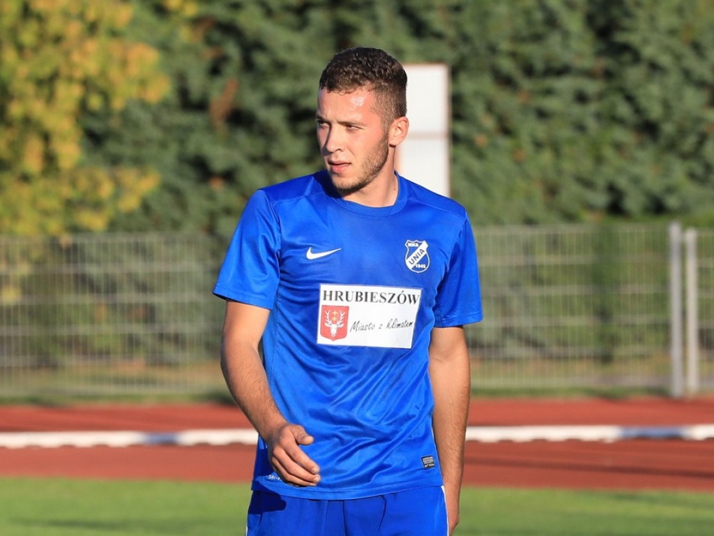 IV liga: Unia wreszcie wygrała, Kryształ zremisował