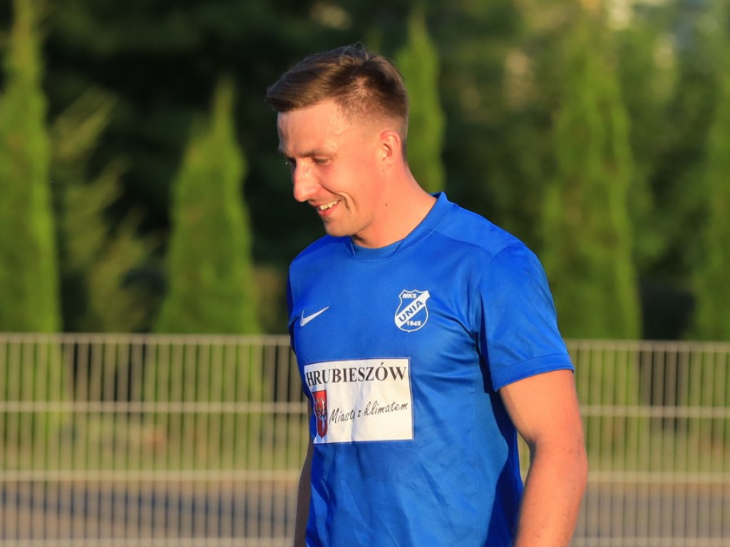 IV liga: Unia wreszcie wygrała, Kryształ zremisował