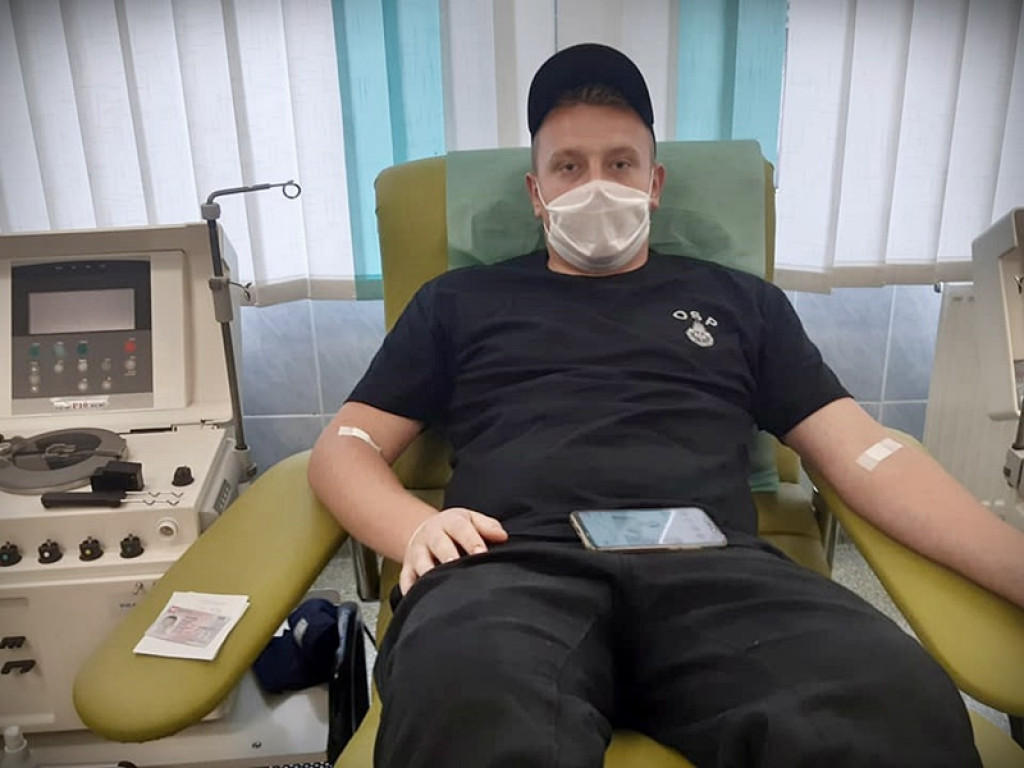 Druhowie z OSP Kobło oddali krew dla Dominika