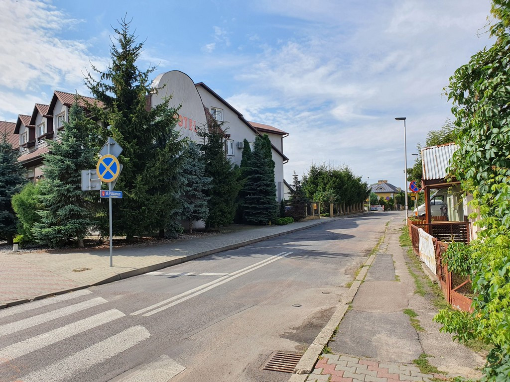 Hrubieszów: Trwa przebudowa ulicy Podzamcze