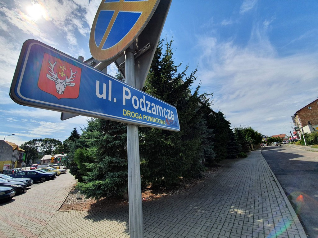 Hrubieszów: Trwa przebudowa ulicy Podzamcze