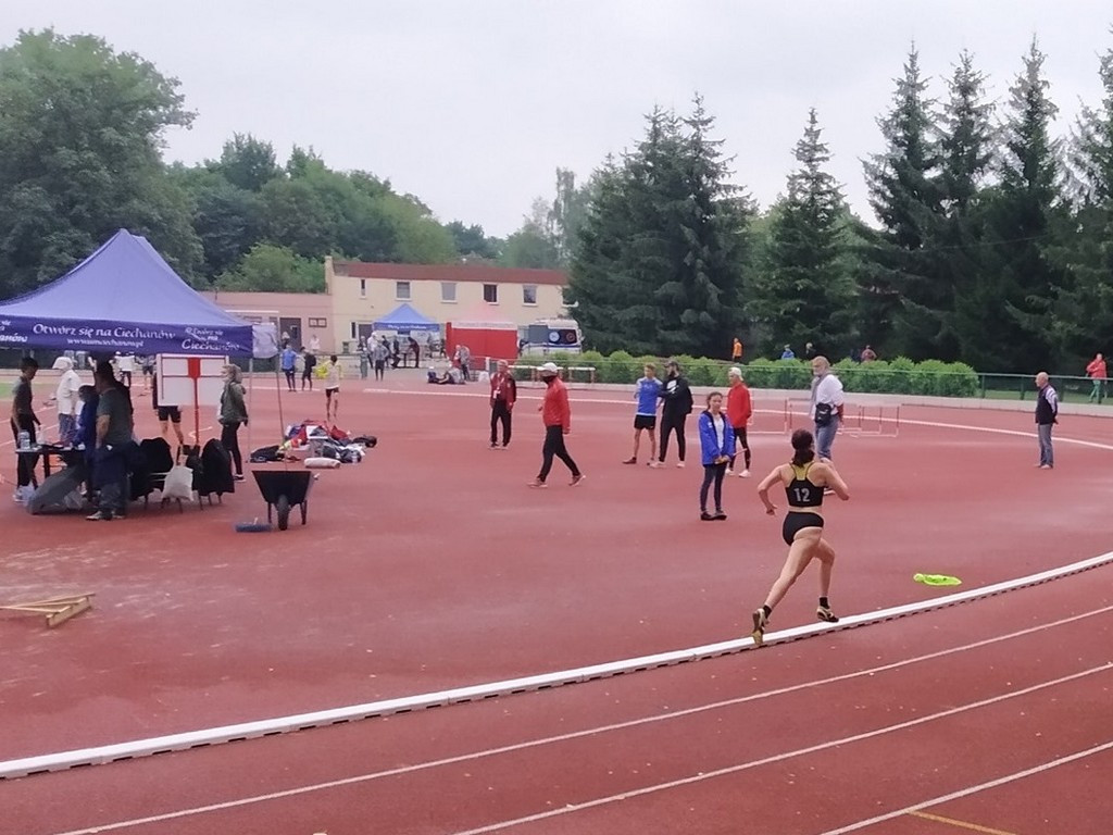 Cztery medale lekkoatletów Unii Hrubieszów na MP LZS w lekkiej atletyce - Karolina Gajewski poprawia rekordy Zamojszczyzny