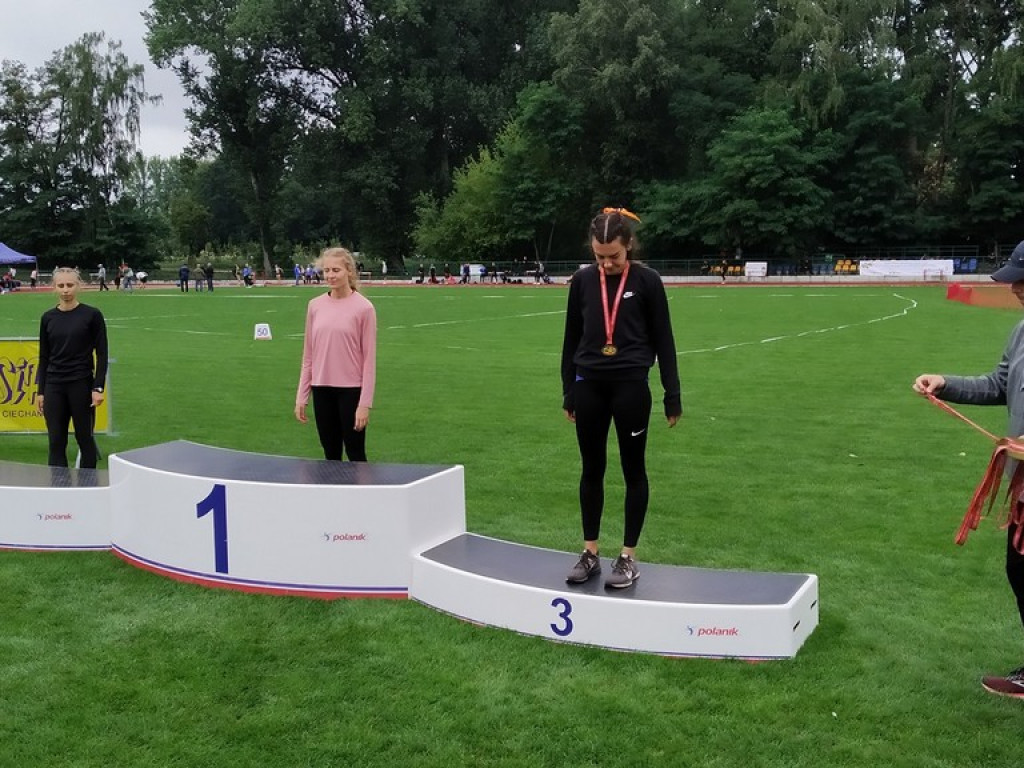 Cztery medale lekkoatletów Unii Hrubieszów na MP LZS w lekkiej atletyce - Karolina Gajewski poprawia rekordy Zamojszczyzny