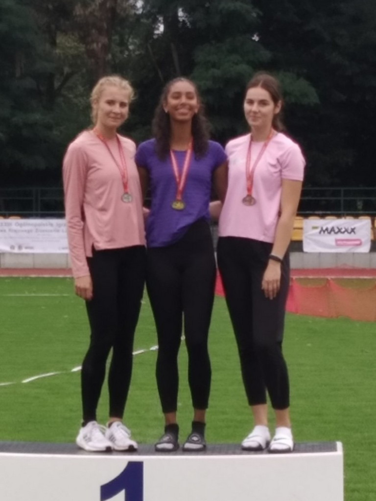 Cztery medale lekkoatletów Unii Hrubieszów na MP LZS w lekkiej atletyce - Karolina Gajewski poprawia rekordy Zamojszczyzny