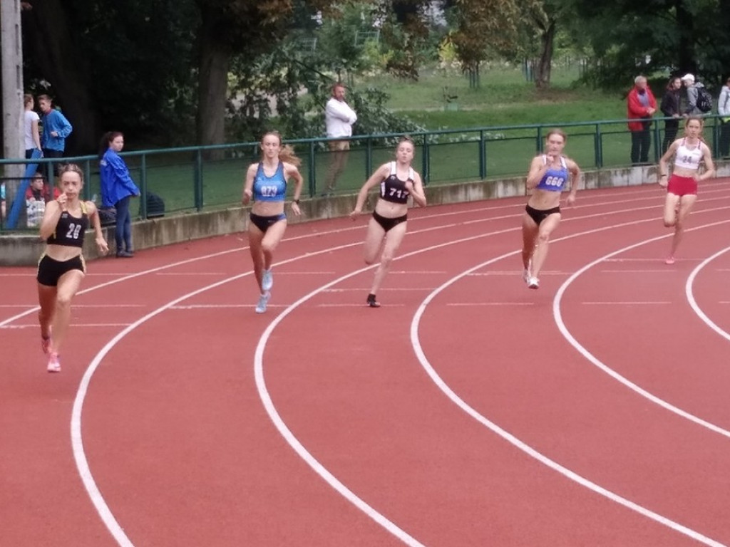 Cztery medale lekkoatletów Unii Hrubieszów na MP LZS w lekkiej atletyce - Karolina Gajewski poprawia rekordy Zamojszczyzny