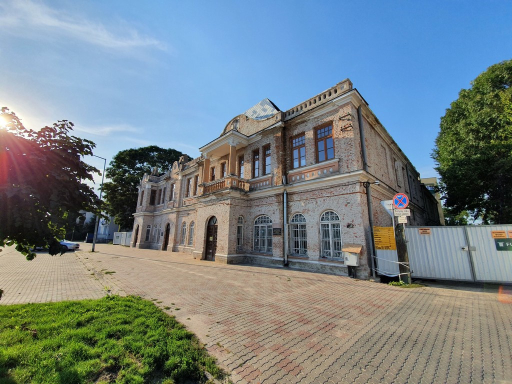 Hrubieszów: Remont budynku Syndykatu Rolniczego