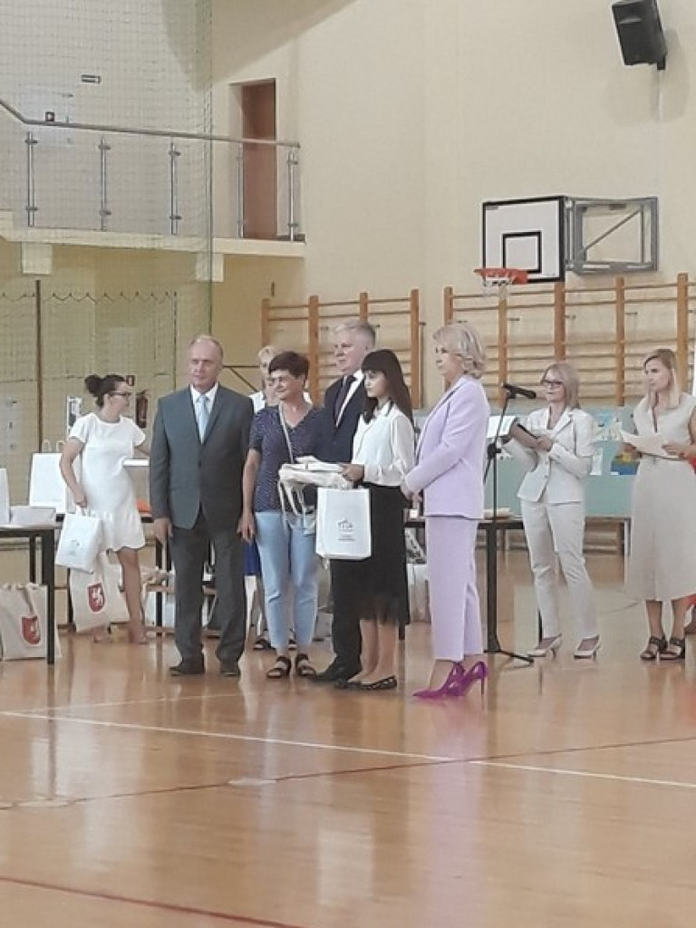 Staszic: Laureatki konkursu o Bitwie Warszawskiej 1920