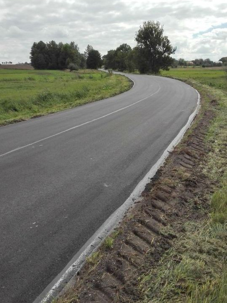 Remont dróg na terenie gminy Uchanie