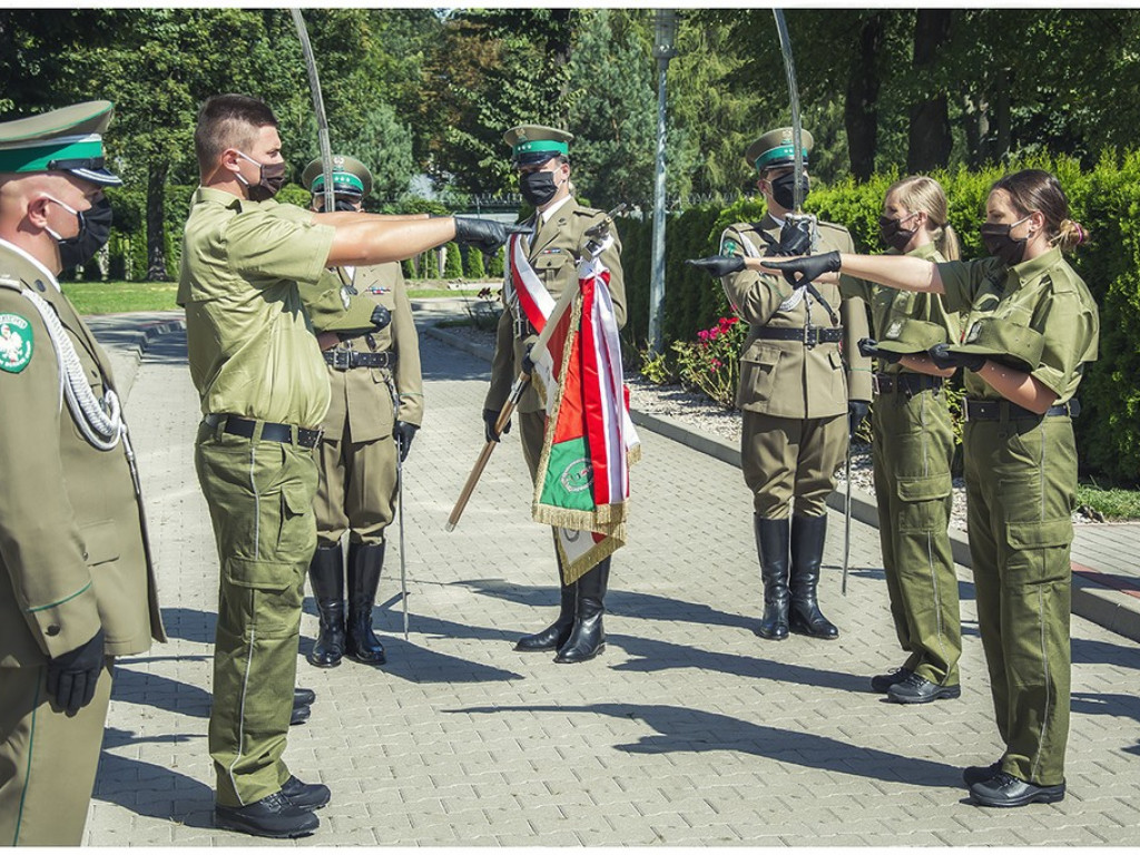 Ślubowanie nowo przyjętych funkcjonariuszy NOSG - zdjęcia