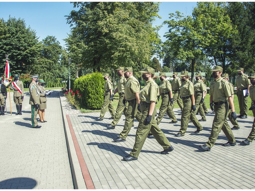 Ślubowanie nowo przyjętych funkcjonariuszy NOSG - zdjęcia