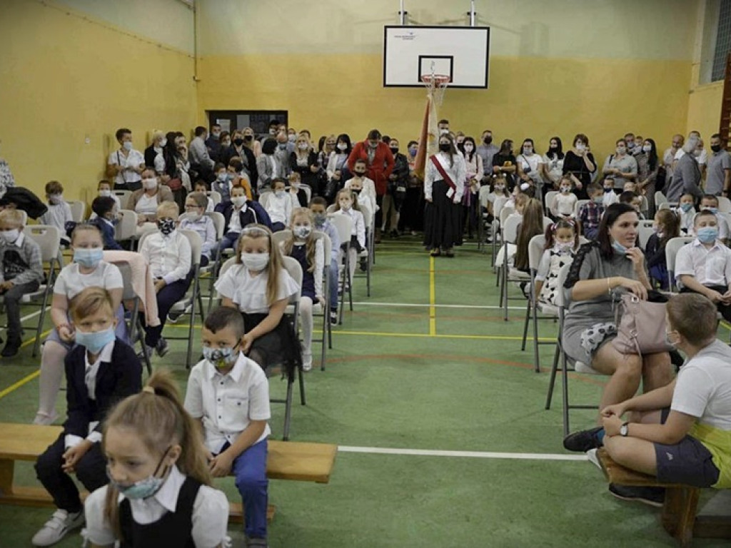 Rozpoczęcie roku szkolnego w hrubieszowskiej Jedynce