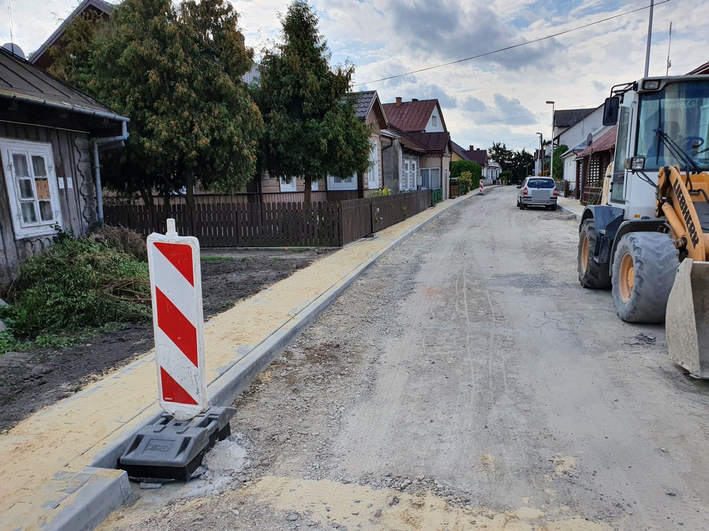 Hrubieszów: Przebudowa ulicy Podzamcze - ZDJĘCIA