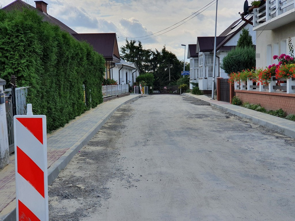 Hrubieszów: Przebudowa ulicy Podzamcze - ZDJĘCIA