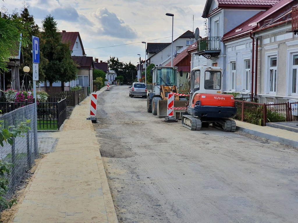 Hrubieszów: Przebudowa ulicy Podzamcze - ZDJĘCIA