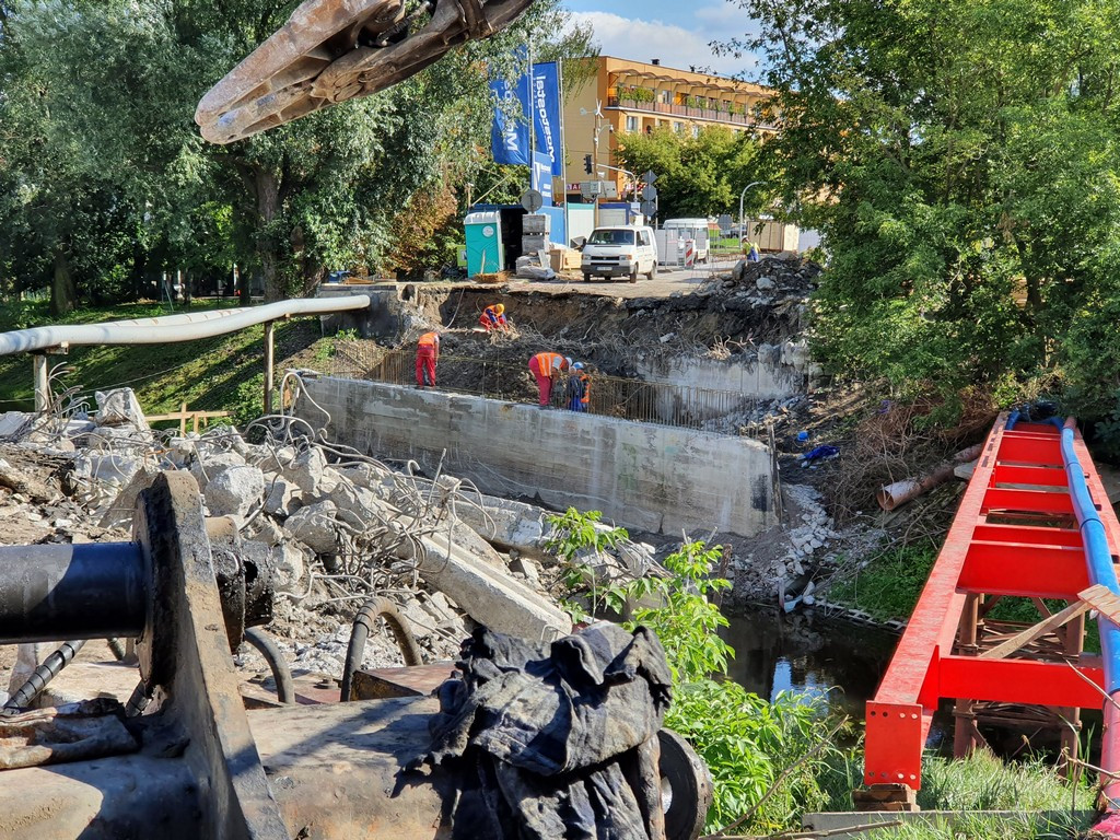 Hrubieszów: Most na Ludnej rozebrany - ZDJĘCIA