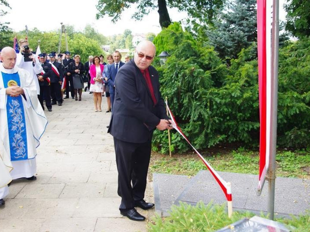 Święto Plonów w gminie Trzeszczany. Odsłonięcie pomnika 100-lecia Odzyskania Niepodległości