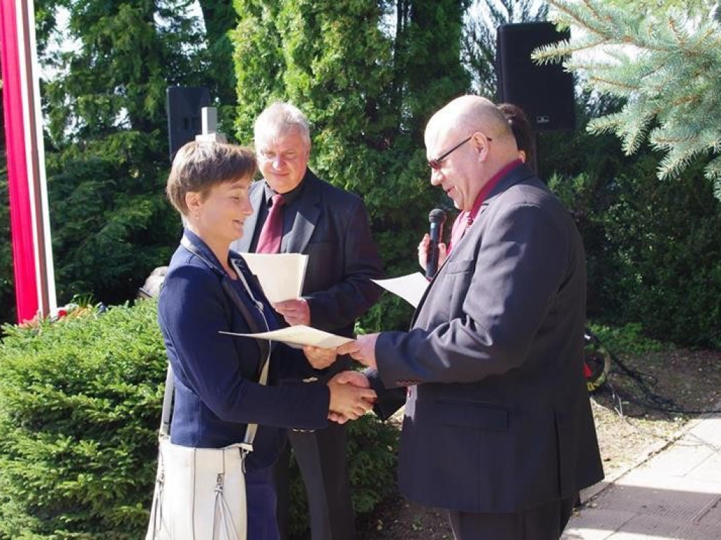 Święto Plonów w gminie Trzeszczany. Odsłonięcie pomnika 100-lecia Odzyskania Niepodległości