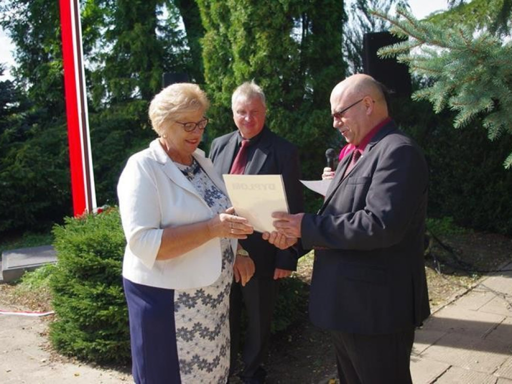 Święto Plonów w gminie Trzeszczany. Odsłonięcie pomnika 100-lecia Odzyskania Niepodległości