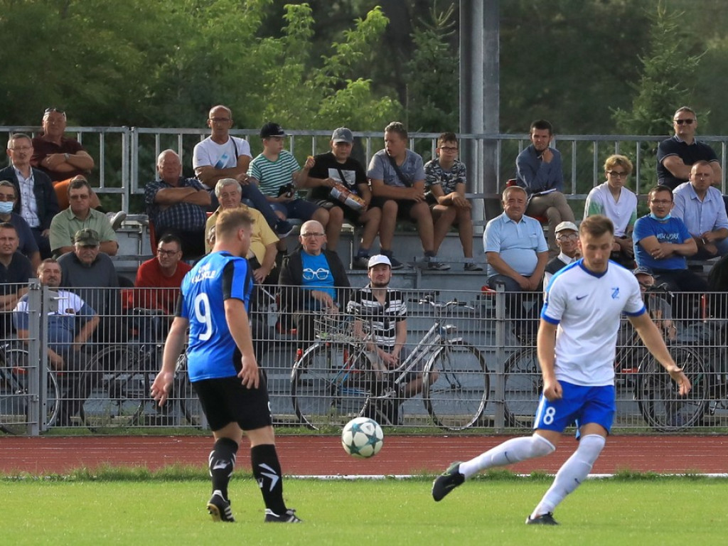 IV liga: Zwycięstwo Unii, porażka Kryształu - ZDJĘCIA, WIDEO