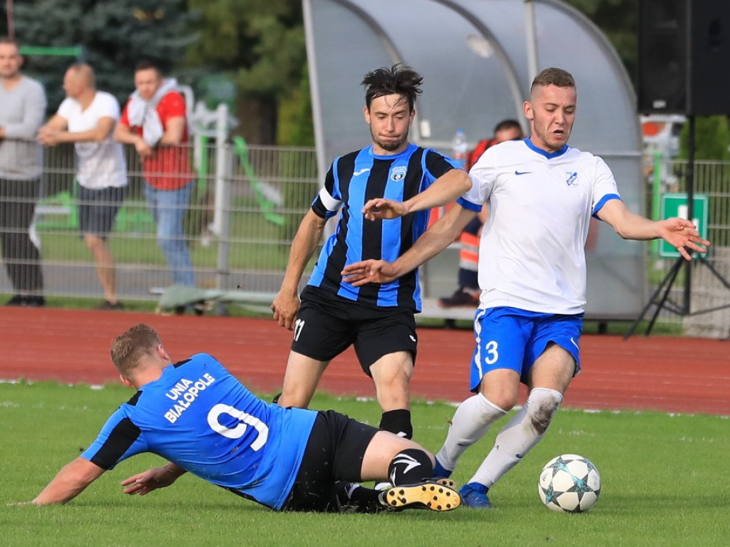 IV liga: Zwycięstwo Unii, porażka Kryształu - ZDJĘCIA, WIDEO