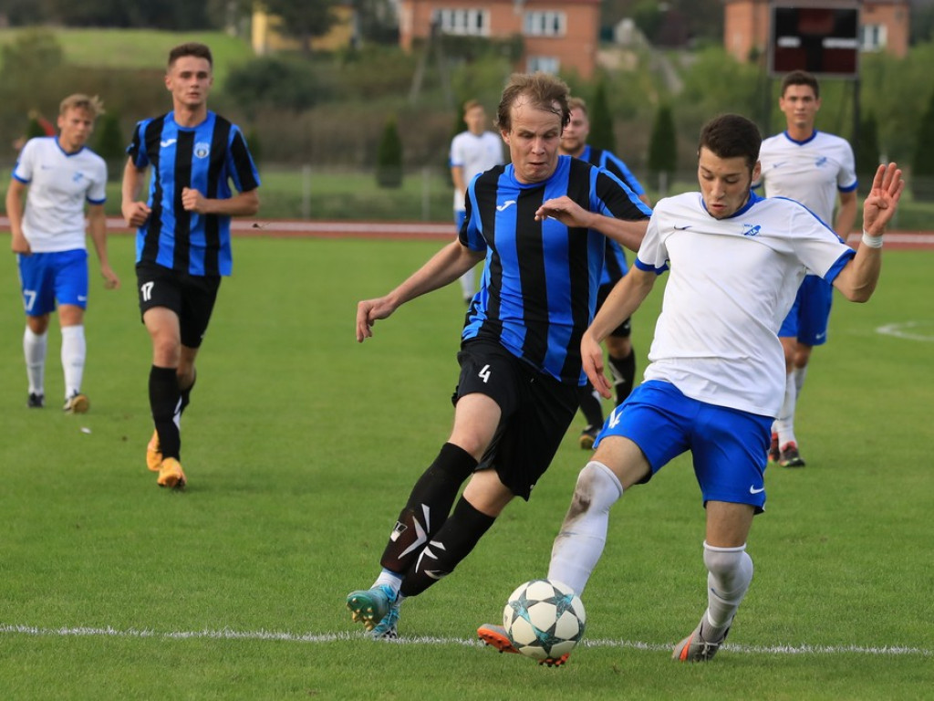 IV liga: Zwycięstwo Unii, porażka Kryształu - ZDJĘCIA, WIDEO