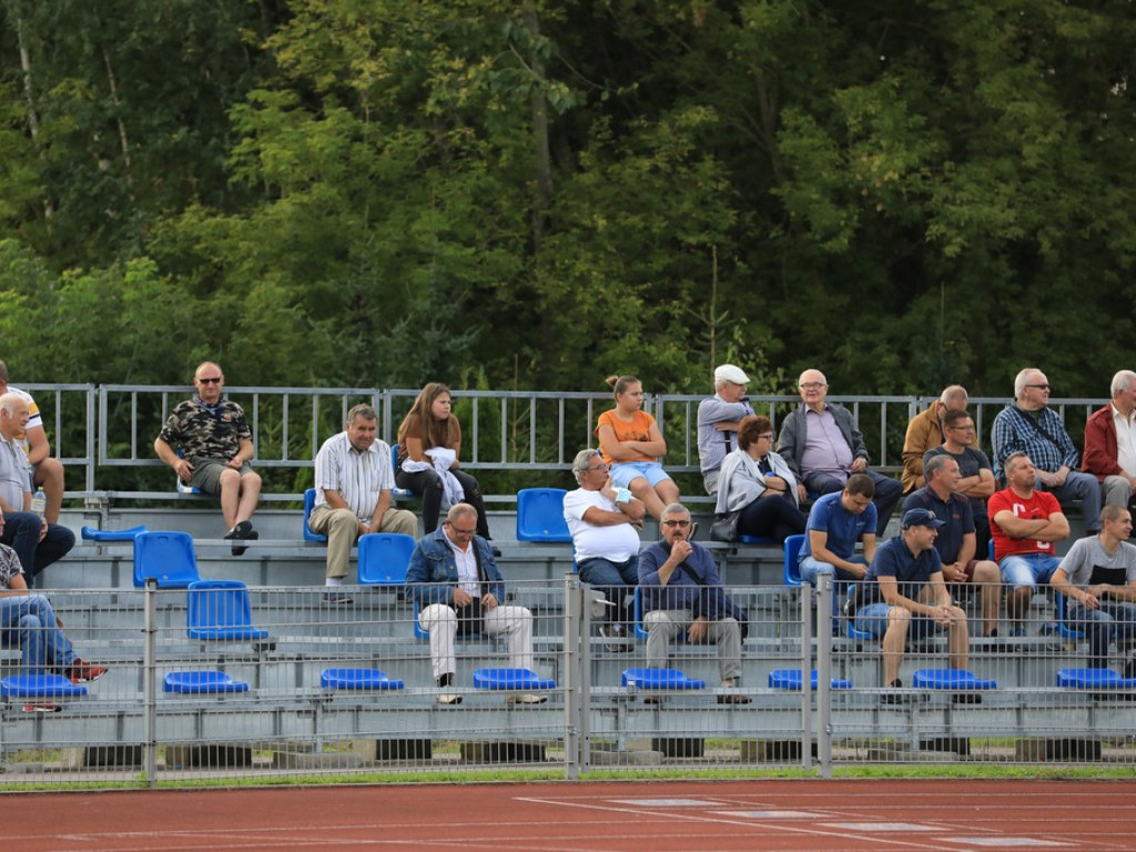 IV liga: Zwycięstwo Unii, porażka Kryształu - ZDJĘCIA, WIDEO