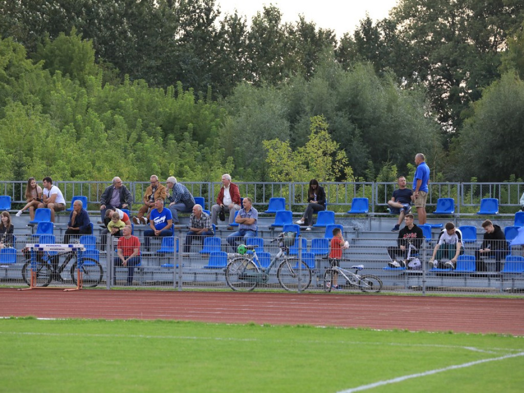 IV liga: Zwycięstwo Unii, porażka Kryształu - ZDJĘCIA, WIDEO